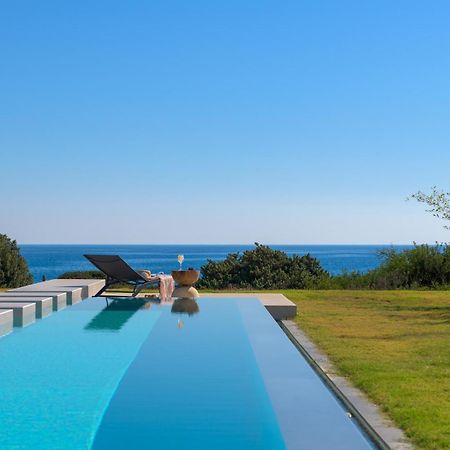 Albatross Beach Front Villas Gennadi Exterior foto